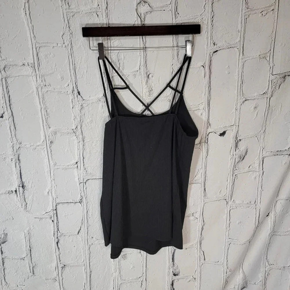 BLACK Soft Ribbed Criss Cross Tank Top Blouse Undershirt‎ Basic Summer Classic M - Picture 3 of 5